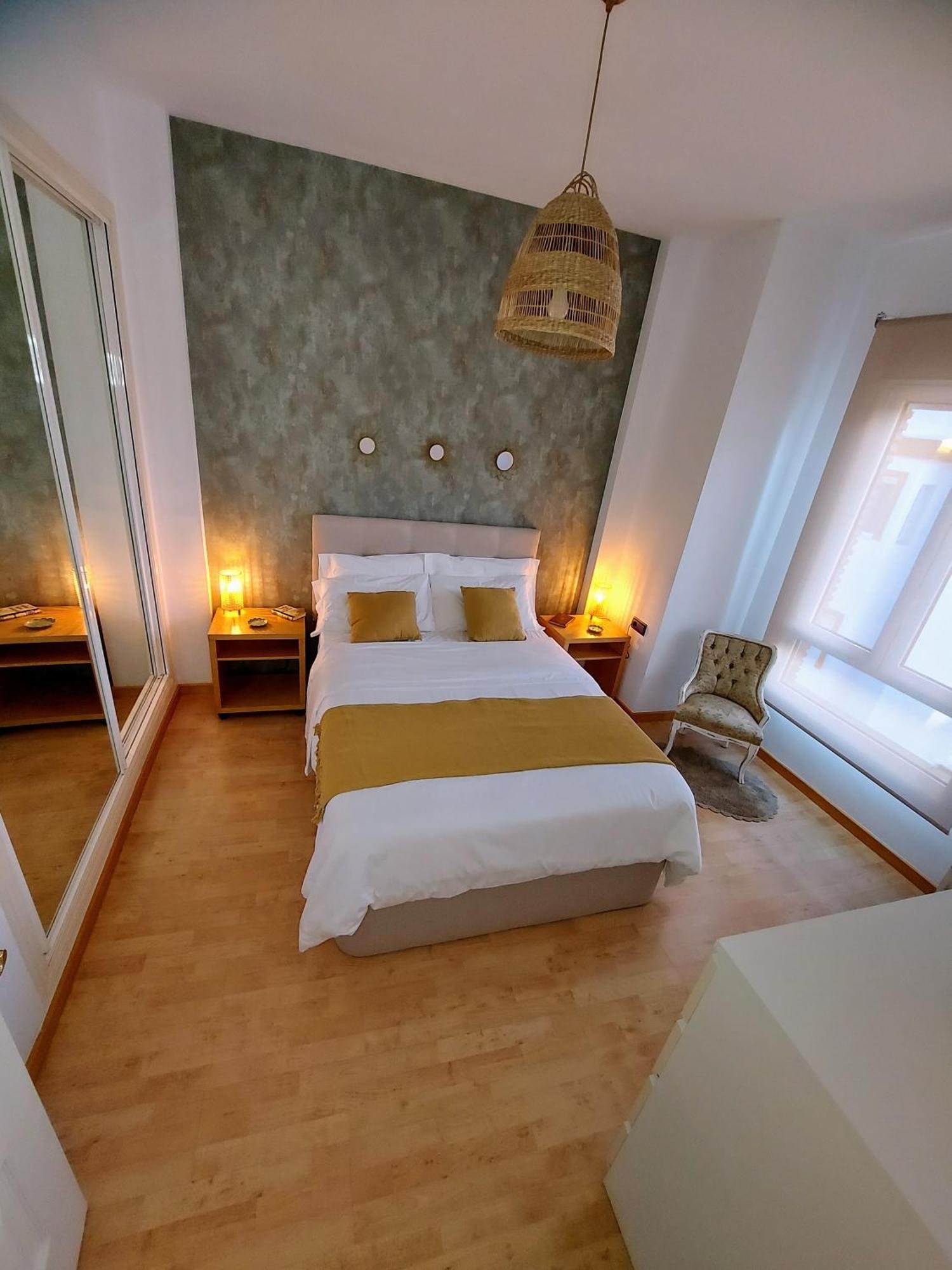 Apartamento Las Floritas Malaga Bagian luar foto